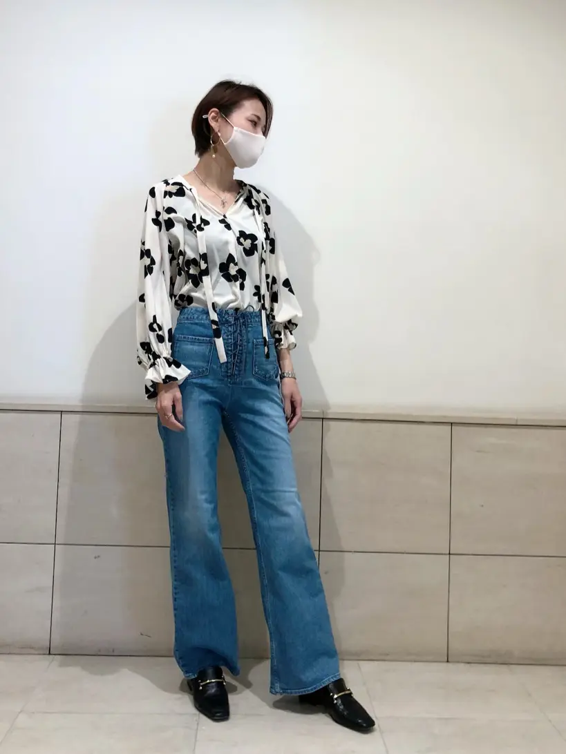 GRACE CONTINENTAL 亀田 未希 コーディネート画像