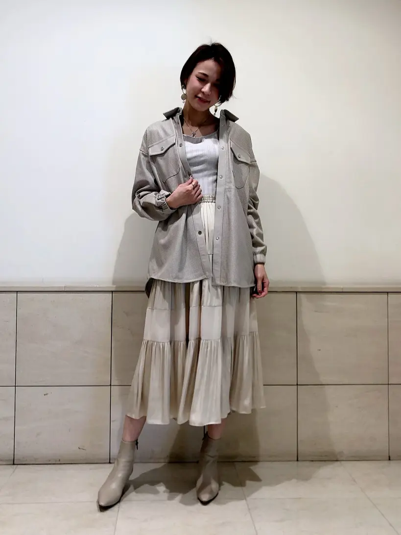 GRACE CONTINENTAL 亀田 未希 コーディネート画像