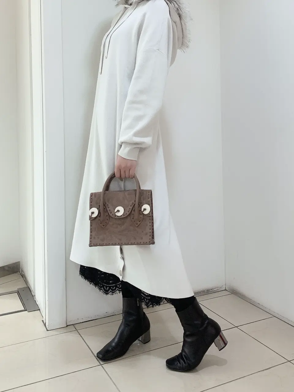 GRACE CONTINENTAL yoshi コーディネート画像