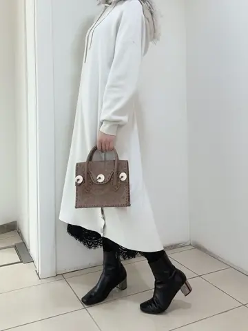 GRACE CONTINENTAL yoshi コーディネート画像