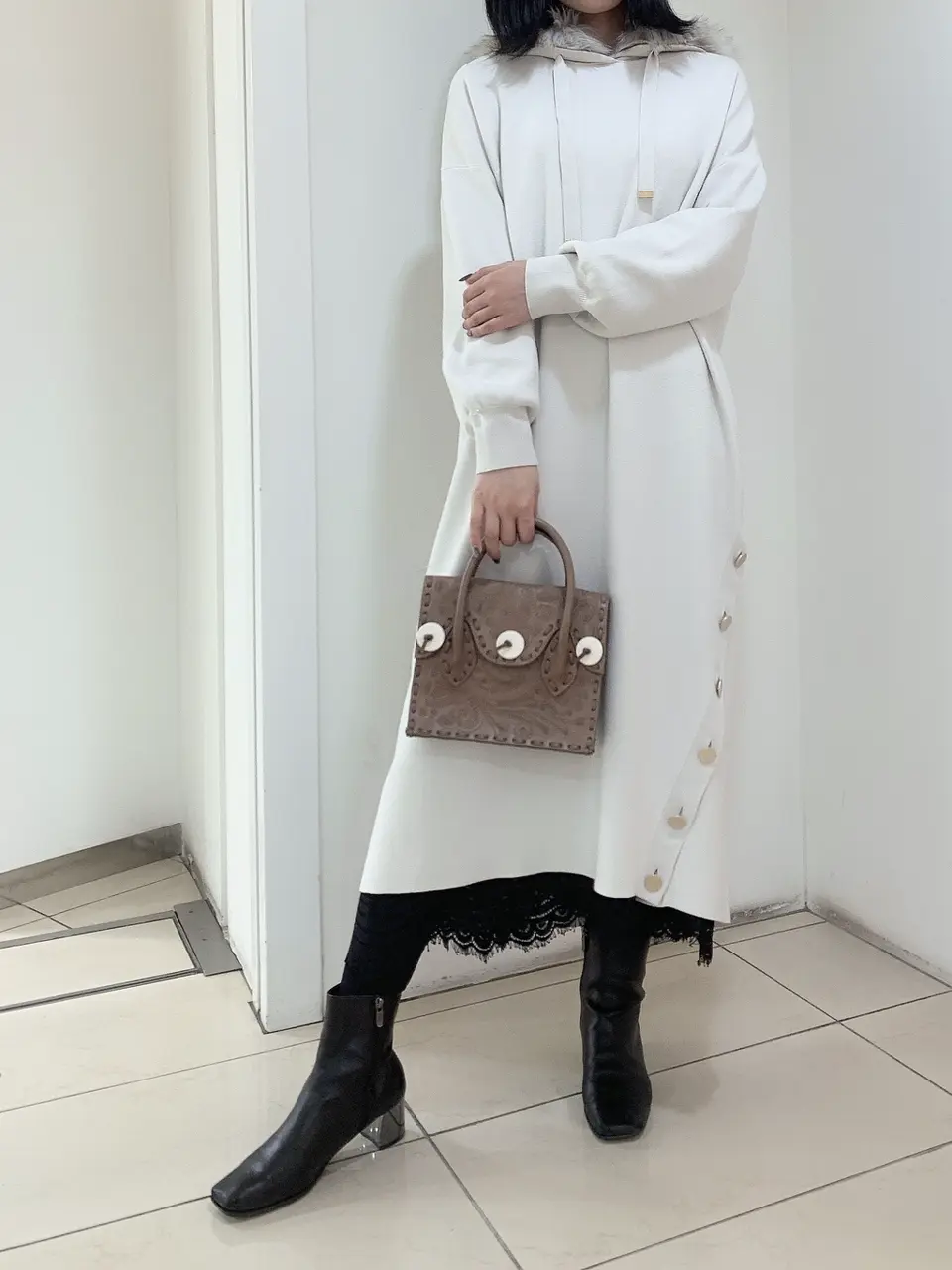 GRACE CONTINENTAL yoshi コーディネート画像