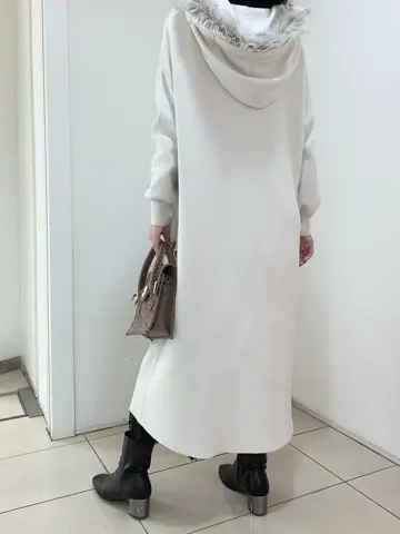 GRACE CONTINENTAL yoshi コーディネート画像