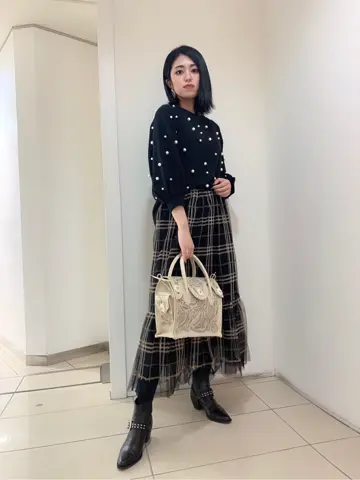 GRACE CONTINENTAL yoshi コーディネート画像