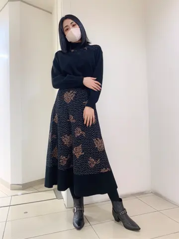 GRACE CONTINENTAL yoshi コーディネート画像