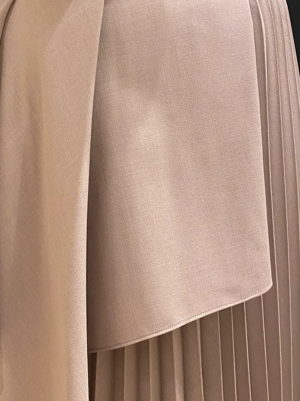 GRACE CONTINENTAL MOMOKO コーディネート画像