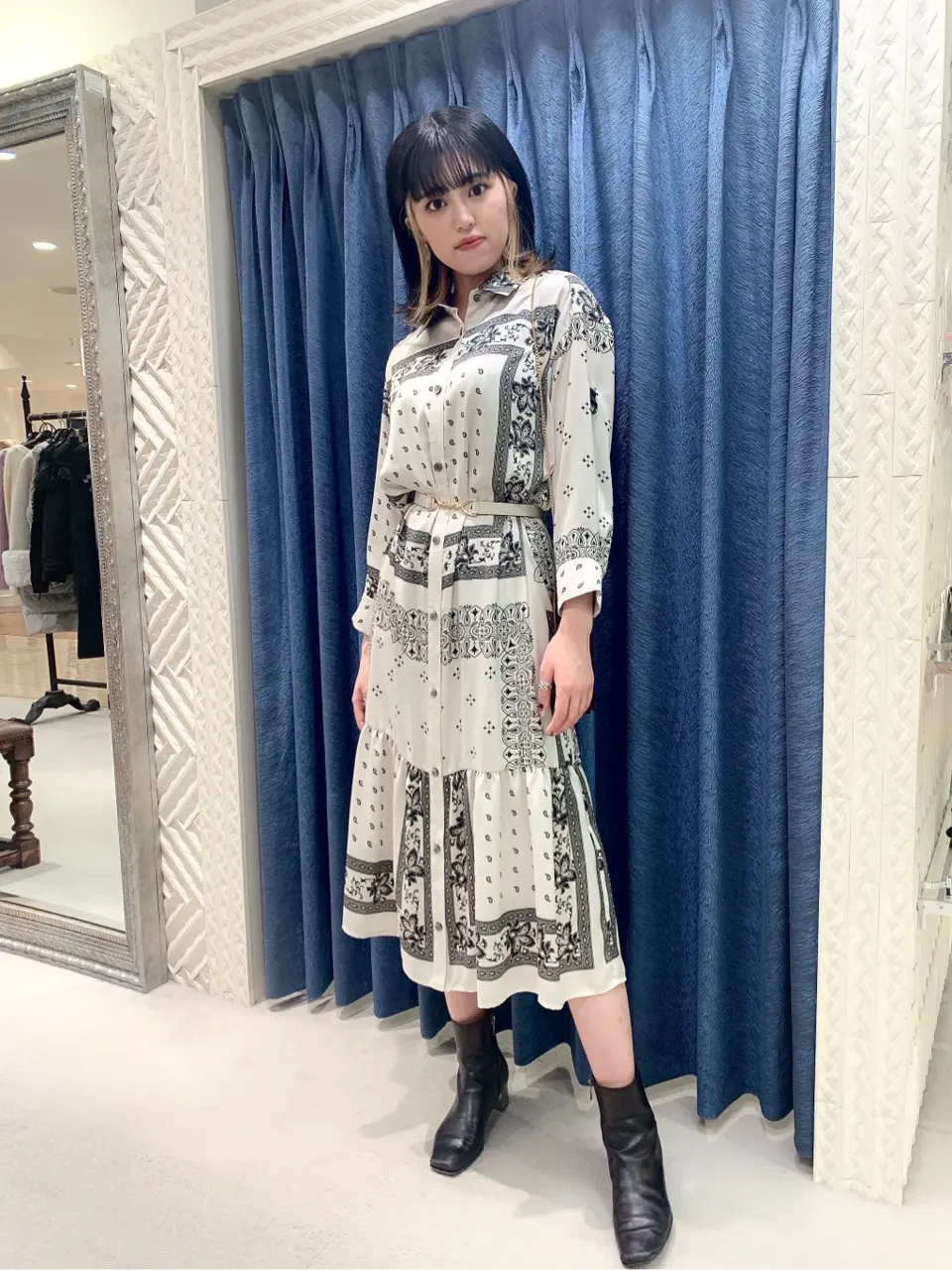 GRACE CONTINENTAL yoshi コーディネート画像