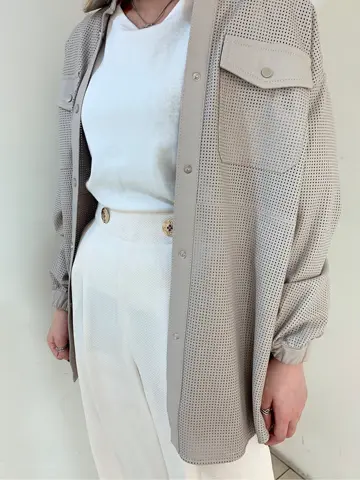 GRACE CONTINENTAL yoshi コーディネート画像