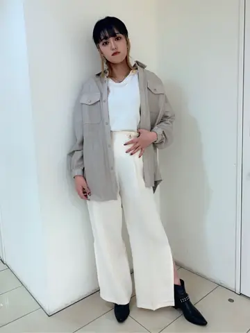 GRACE CONTINENTAL yoshi コーディネート画像