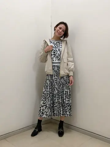 GRACE CONTINENTAL 亀田 未希 コーディネート画像