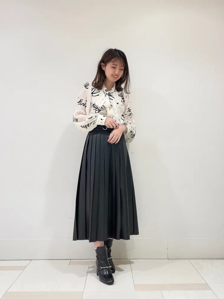 GRACE CONTINENTAL minami コーディネート画像