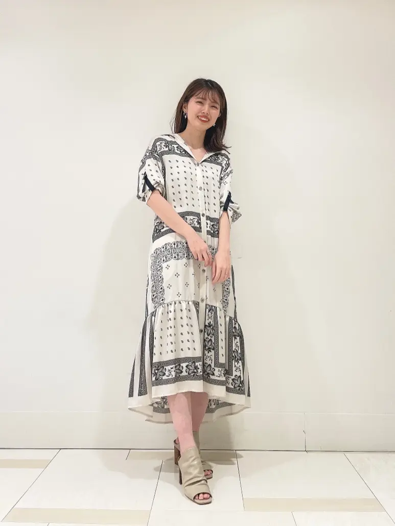 GRACE CONTINENTAL minami コーディネート画像