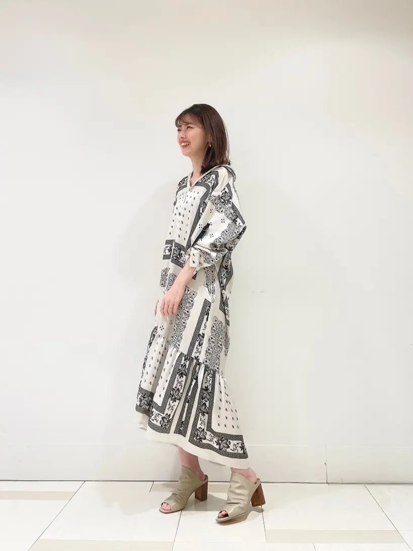 GRACE CONTINENTAL minami コーディネート画像