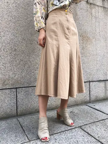 GRACE CONTINENTAL 加藤   恵理奈 コーディネート画像