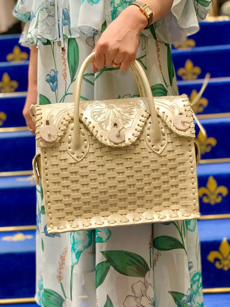 GRACE CONTINENTAL 小笠原　春菜 コーディネート画像