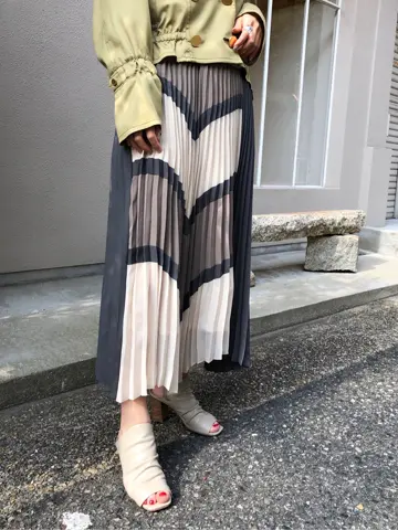 GRACE CONTINENTAL 加藤   恵理奈 コーディネート画像