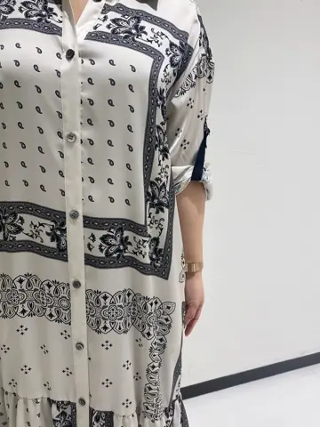 GRACE CONTINENTAL MOMOKO コーディネート画像