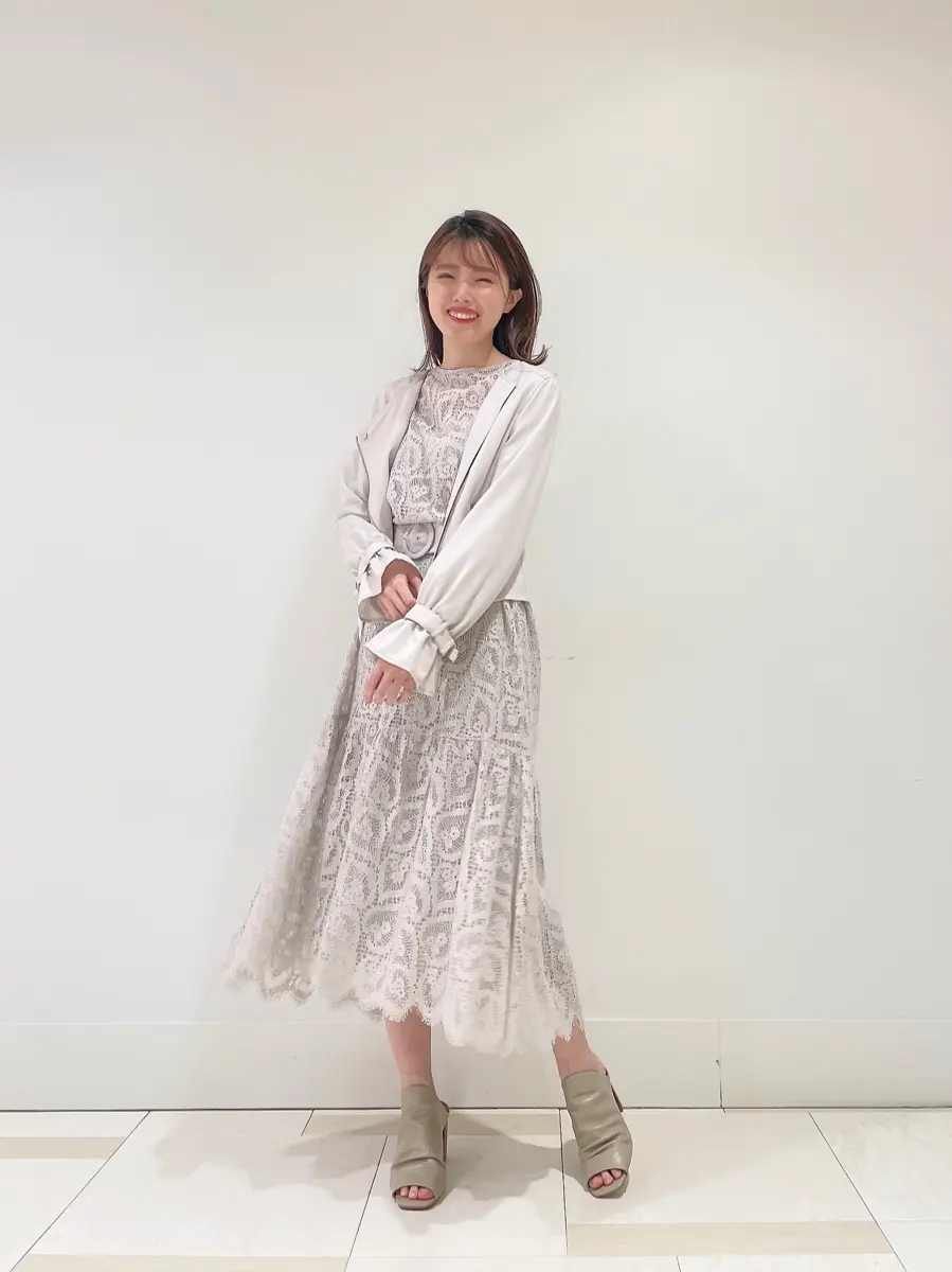 GRACE CONTINENTAL minami コーディネート画像