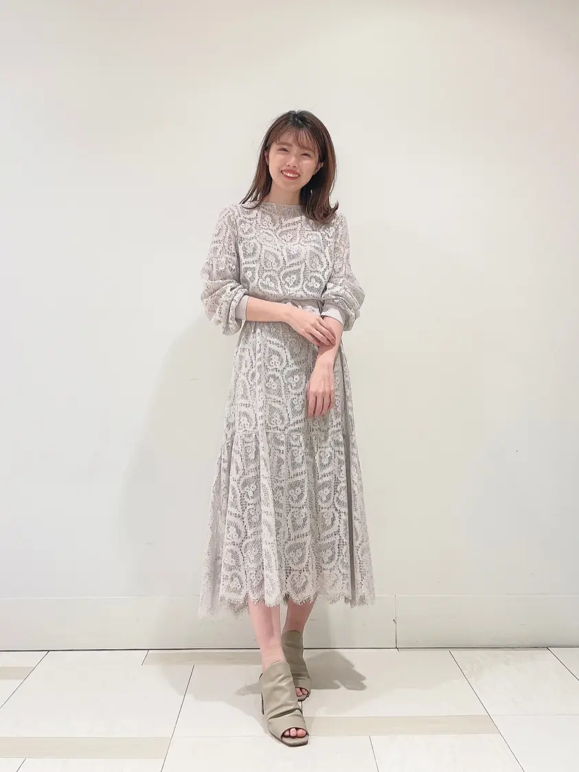 GRACE CONTINENTAL minami コーディネート画像