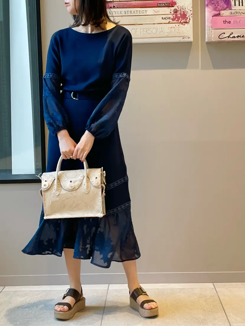 GRACE CONTINENTAL 伊藤　静華 コーディネート画像