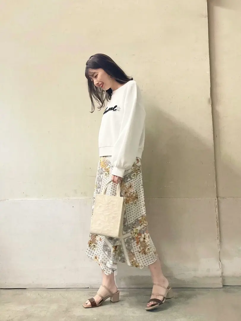 GRACE CONTINENTAL minami コーディネート画像