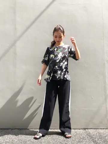 GRACE CONTINENTAL 加藤   恵理奈 コーディネート画像