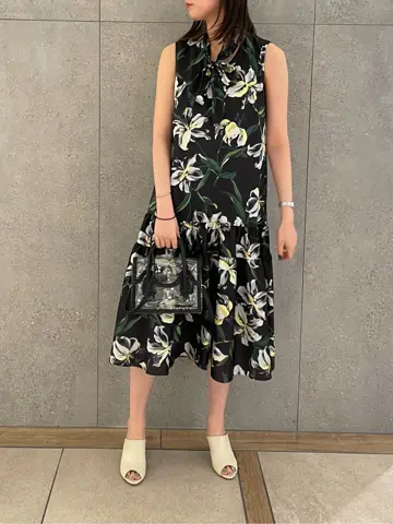 GRACE CONTINENTAL 伊藤　静華 コーディネート画像