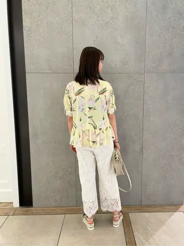 GRACE CONTINENTAL 伊藤　静華 コーディネート画像