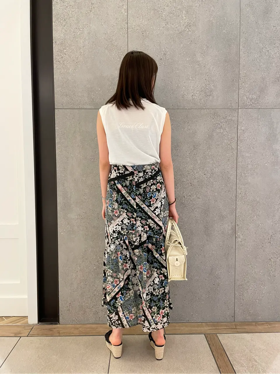 GRACE CONTINENTAL 伊藤　静華 コーディネート画像