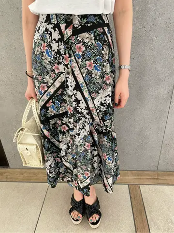 GRACE CONTINENTAL 伊藤　静華 コーディネート画像