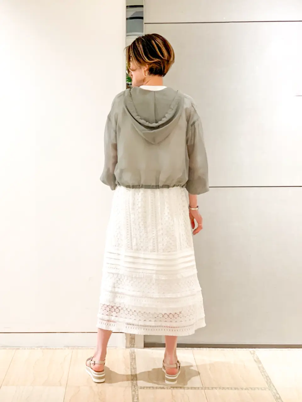 GRACE CONTINENTAL 今野　志保 コーディネート画像