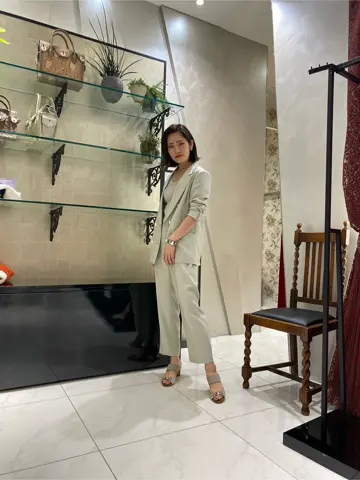 GRACE CONTINENTAL miyata コーディネート画像