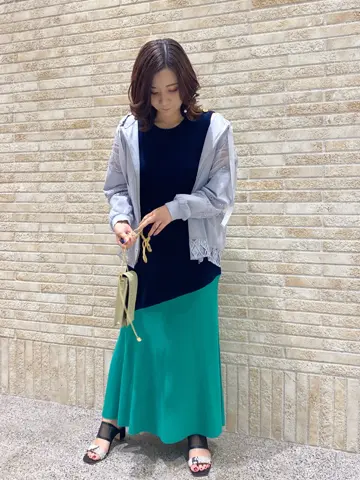 GRACE CONTINENTAL MOMOKO コーディネート画像