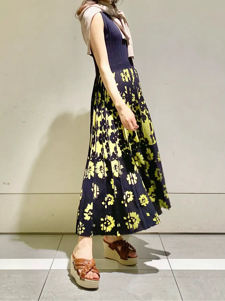 GRACE CONTINENTAL MORITA AI コーディネート画像