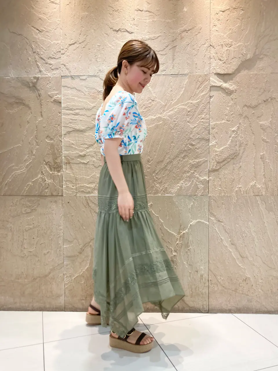 GRACE CONTINENTAL ebata. コーディネート画像