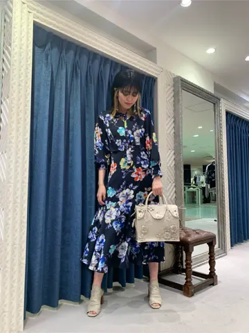 GRACE CONTINENTAL yoshi コーディネート画像