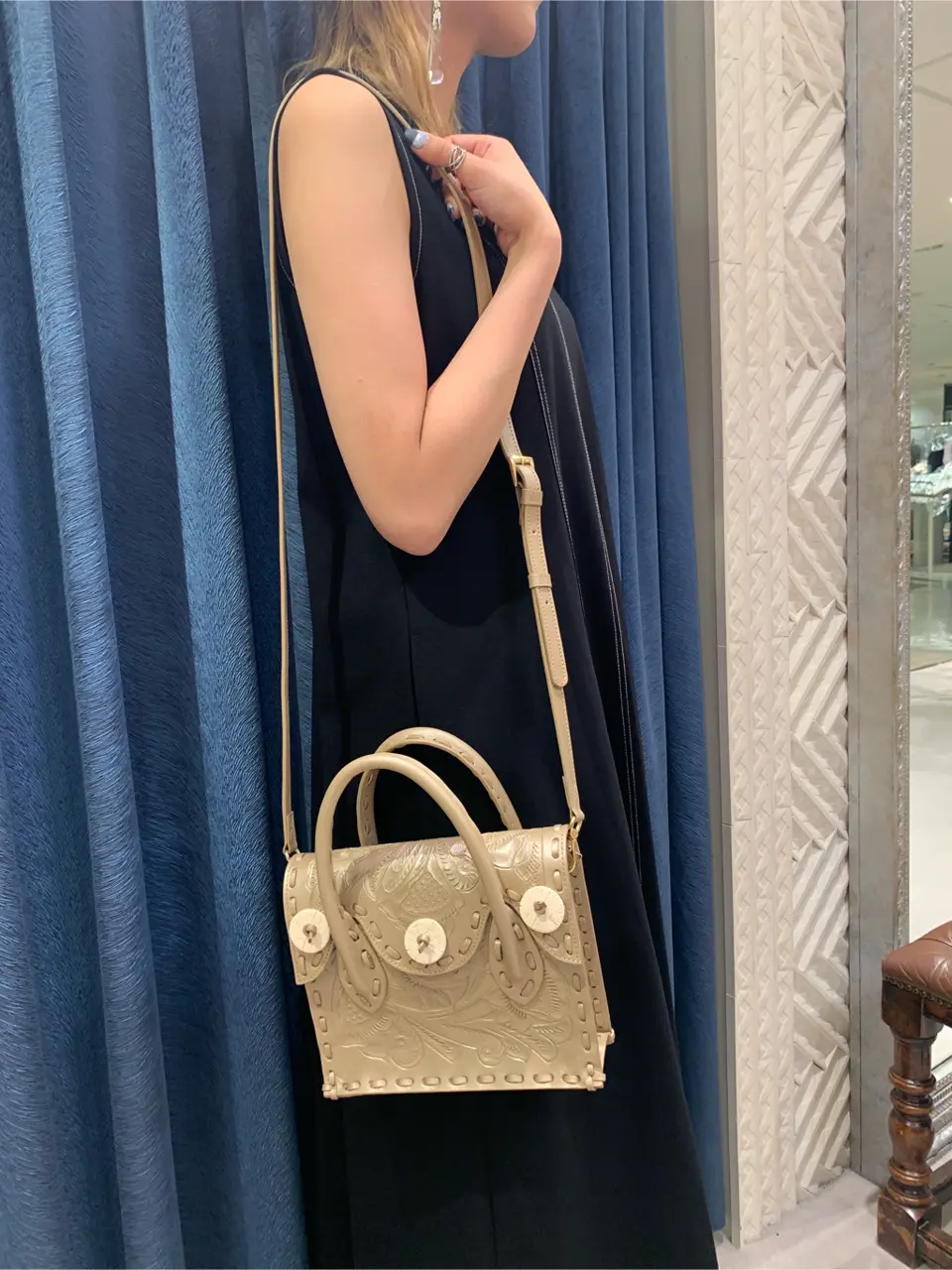 GRACE CONTINENTAL yoshi コーディネート画像