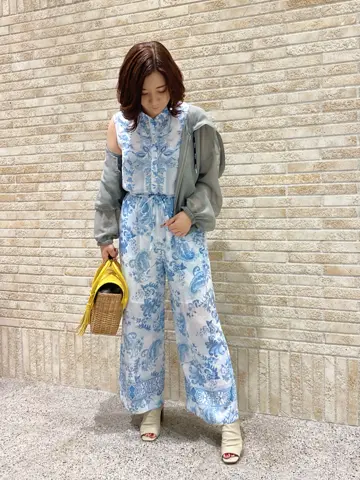 GRACE CONTINENTAL MOMOKO コーディネート画像