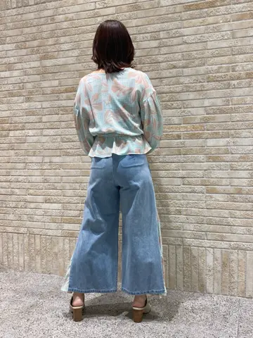 GRACE CONTINENTAL MOMOKO コーディネート画像