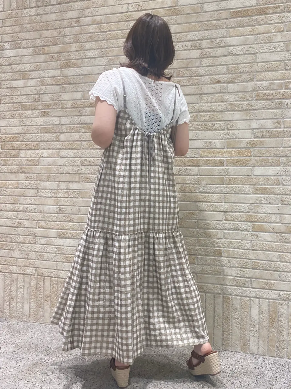 GRACE CONTINENTAL MOMOKO コーディネート画像