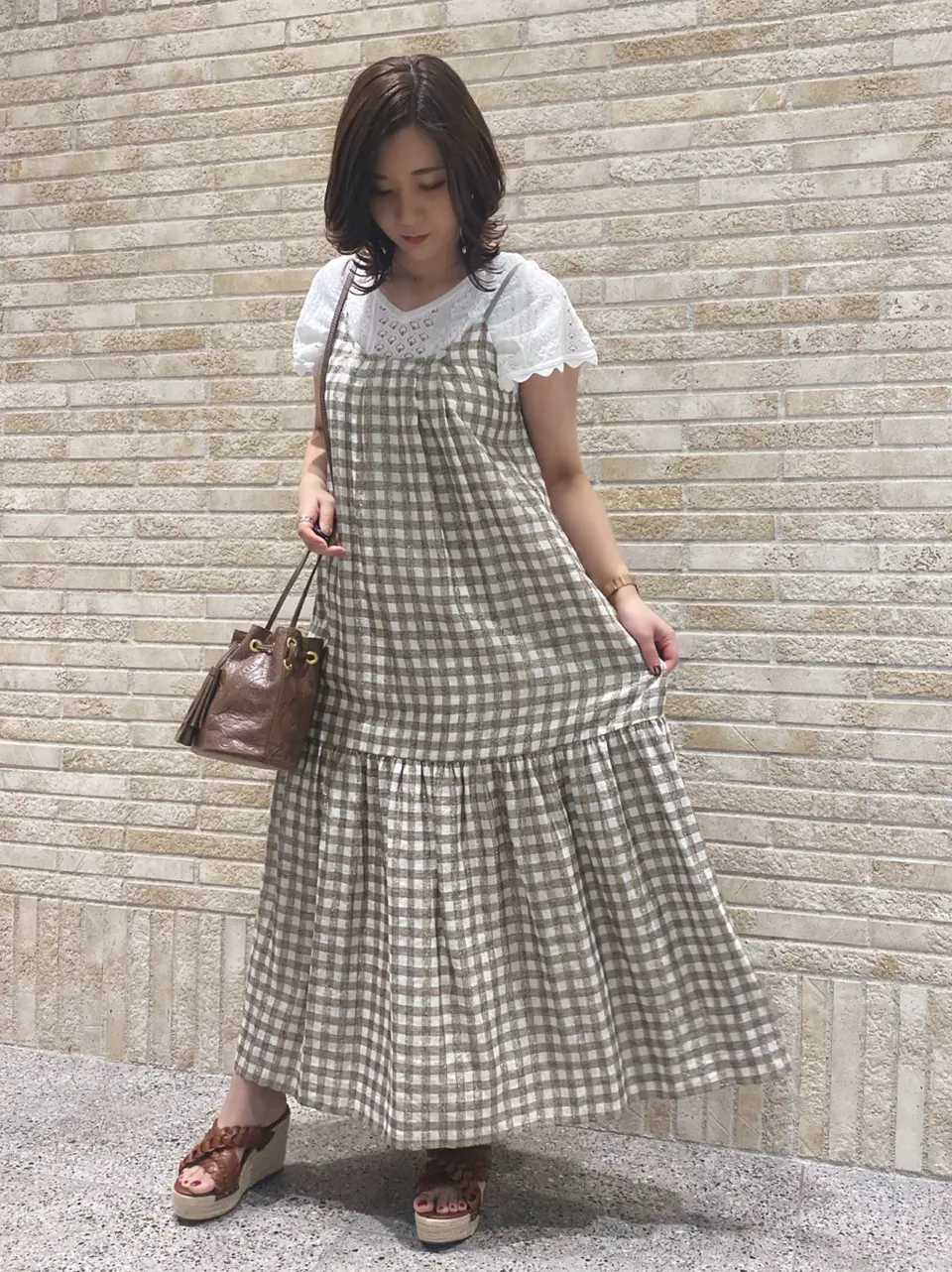 GRACE CONTINENTAL MOMOKO コーディネート画像