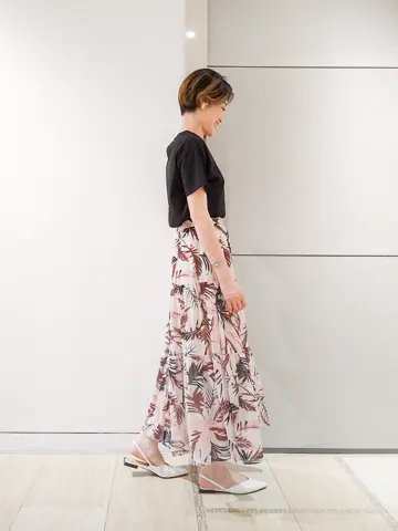 GRACE CONTINENTAL 今野　志保 コーディネート画像