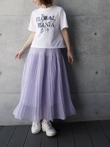 GRACE CONTINENTAL 青木育日 コーディネート画像