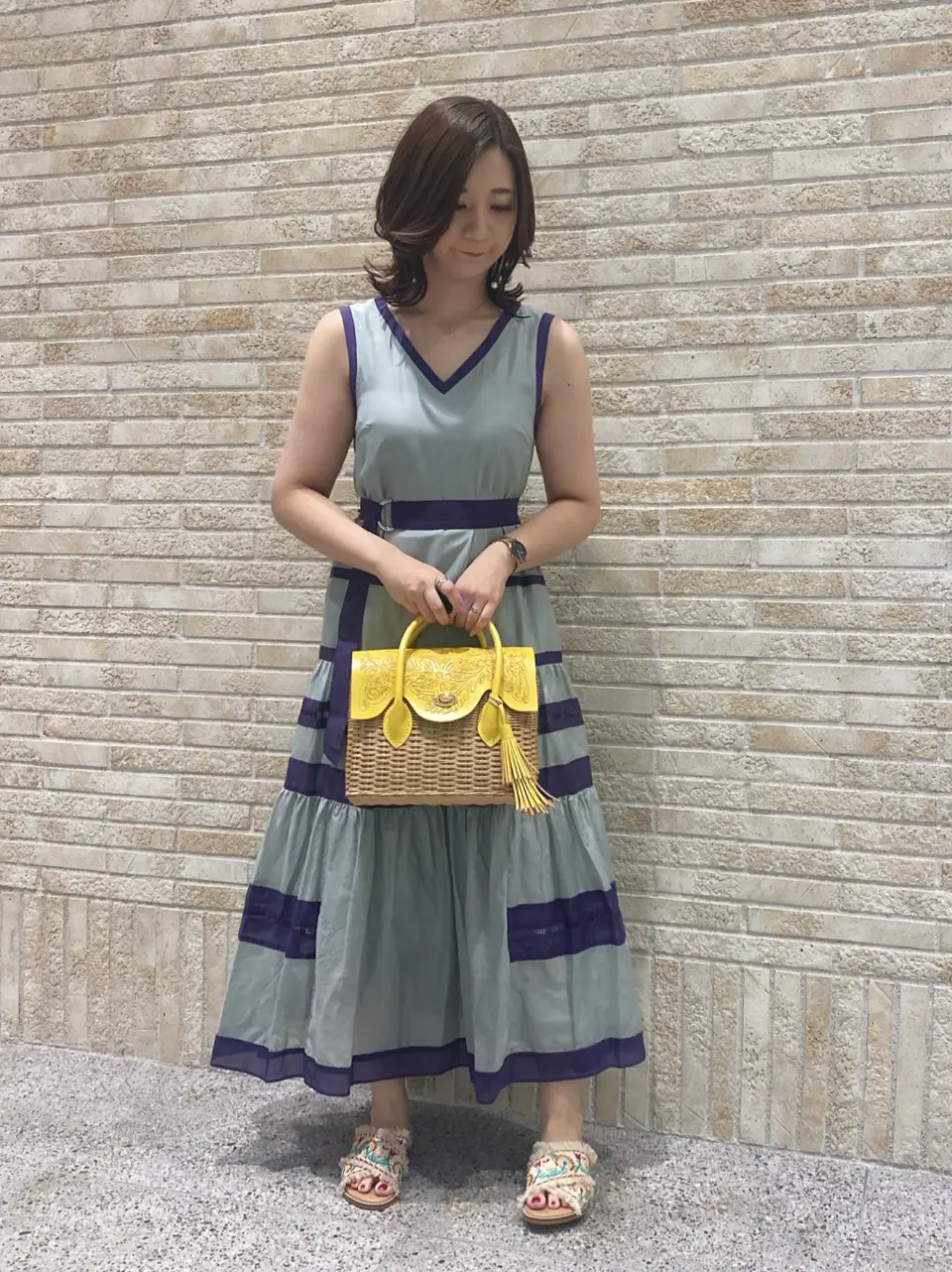 GRACE CONTINENTAL MOMOKO コーディネート画像