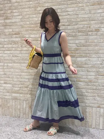 GRACE CONTINENTAL MOMOKO コーディネート画像