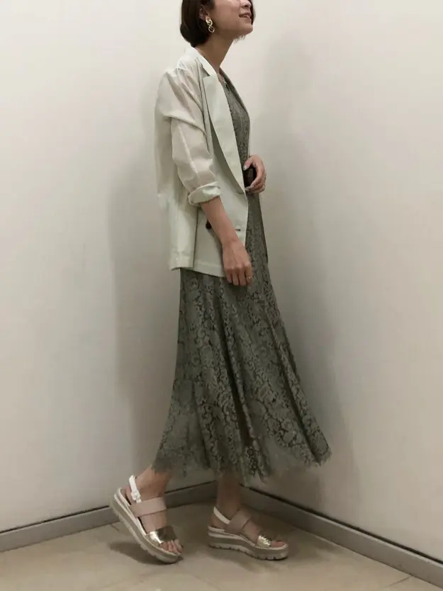 GRACE CONTINENTAL 亀田 未希 コーディネート画像