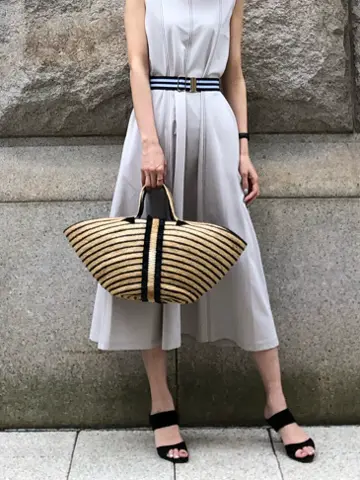 GRACE CONTINENTAL 亀田 未希 コーディネート画像