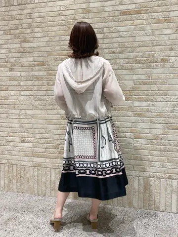 GRACE CONTINENTAL MOMOKO コーディネート画像