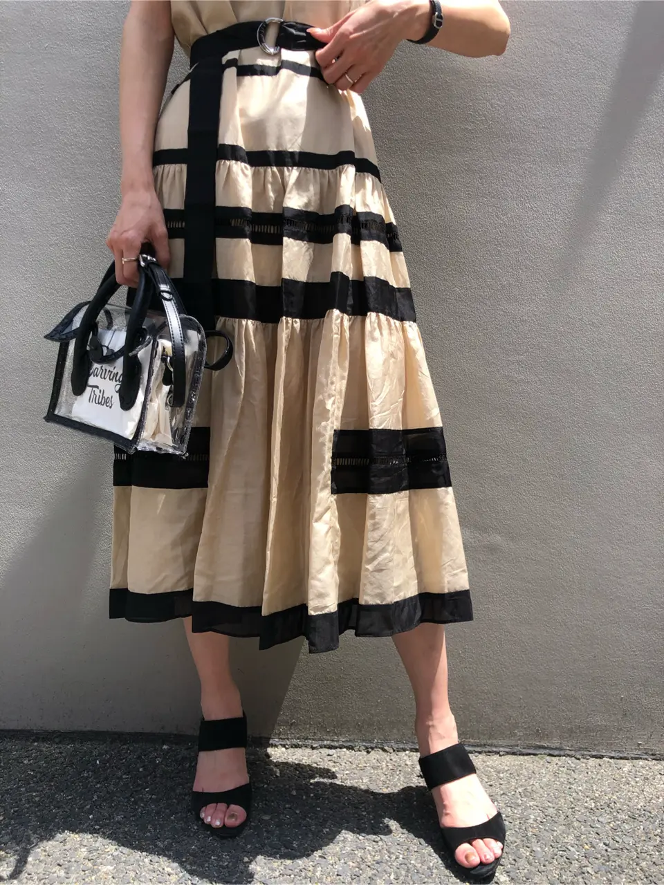 GRACE CONTINENTAL 亀田 未希 コーディネート画像