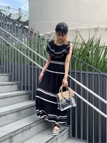 GRACE CONTINENTAL yoshi コーディネート画像