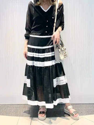 GRACE CONTINENTAL yoshi コーディネート画像